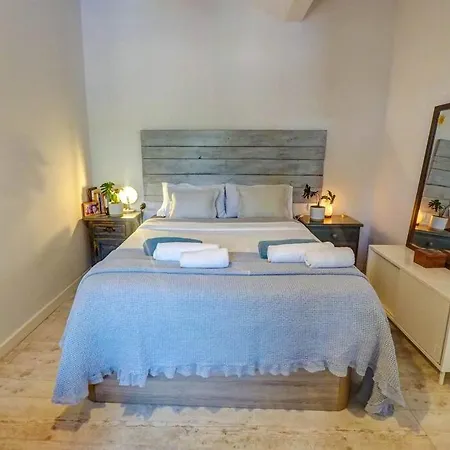 アパート Simba By Hello Homes Puigmoltó